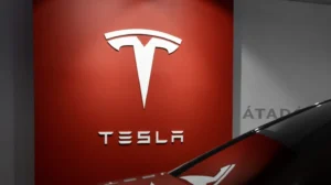 Tesla Faz Recall de 200 Mil Carros Elétricos